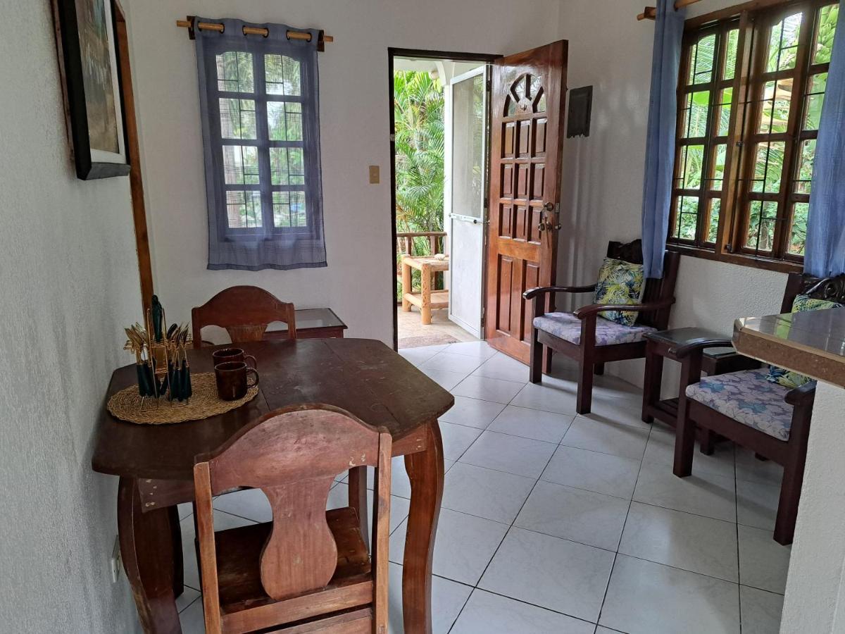 Palmera Palma Private 1-Br Bungalow In Moalboal Exterior foto