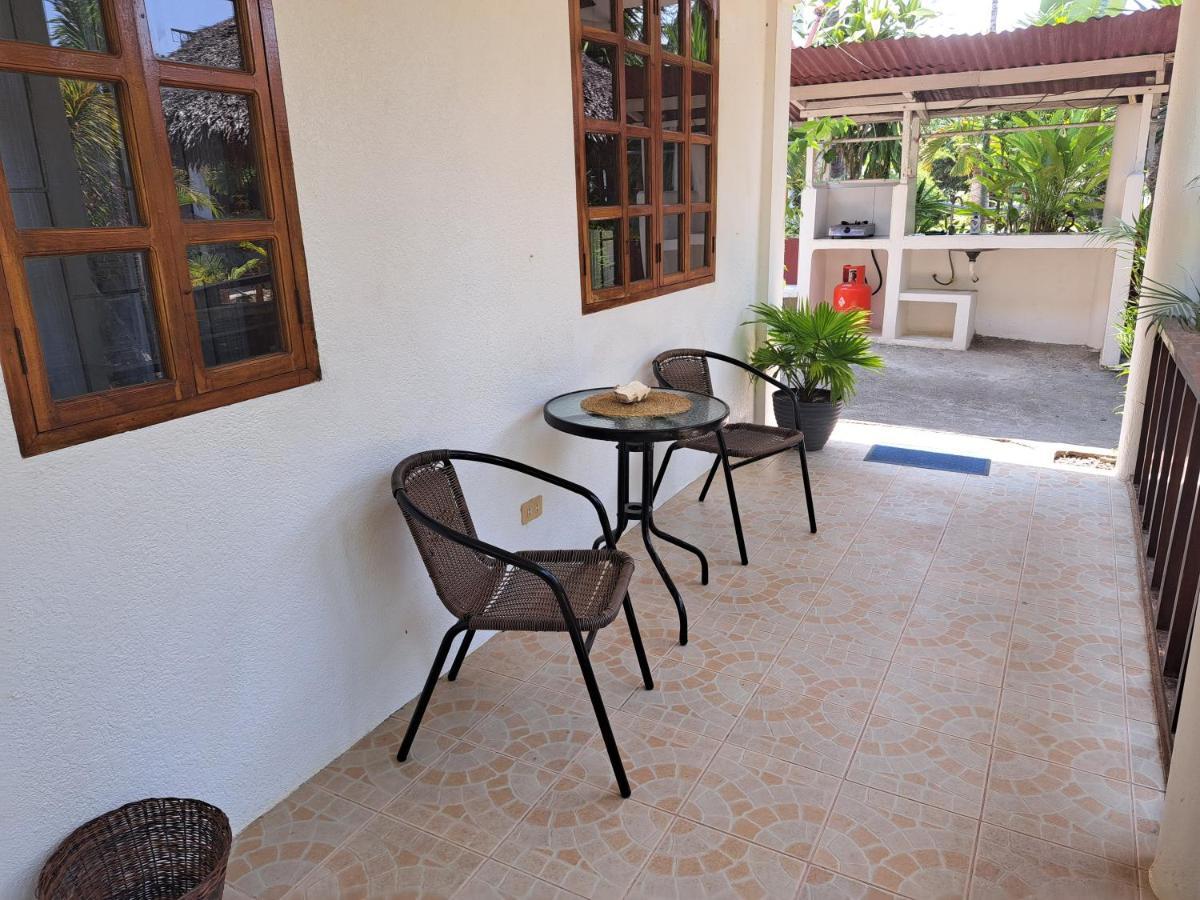 Palmera Palma Private 1-Br Bungalow In Moalboal Exterior foto